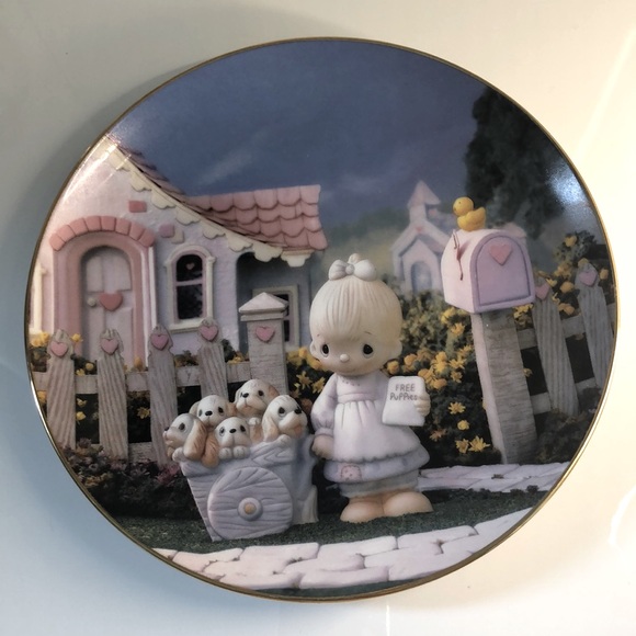 Precious Moments Collectible Plate - Picture 1 of 3